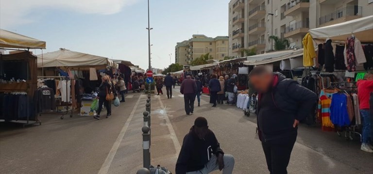 Mercato Viale Aldo Moro Mercato Viale Aldo Moro