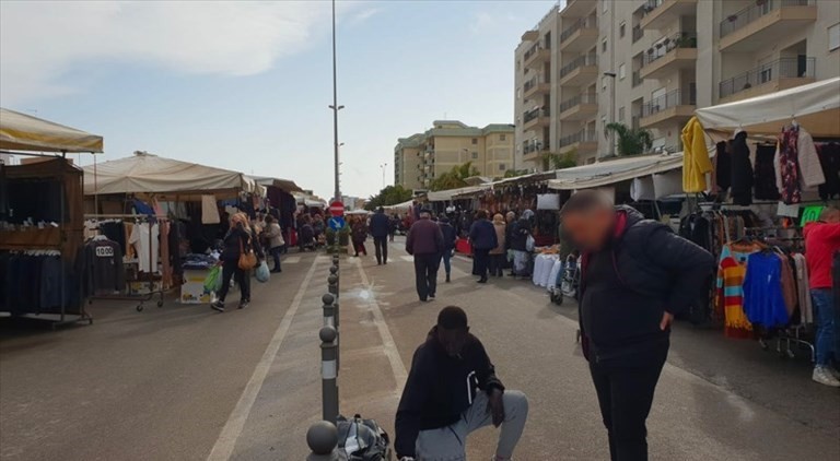 Mercato Viale Aldo Moro Mercato Viale Aldo Moro