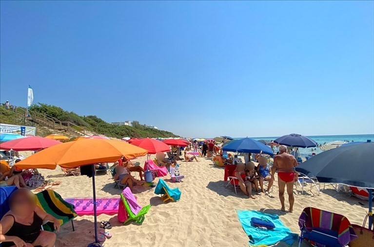 Distanziamento spiaggia libera