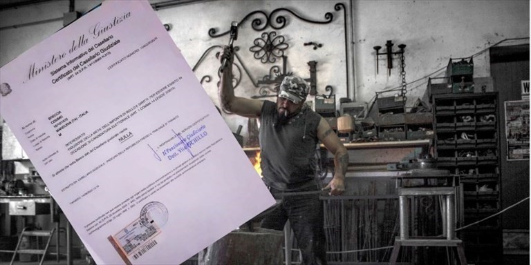Mimmo Breccia con il certificato penale Mimmo Breccia con il certificato penale