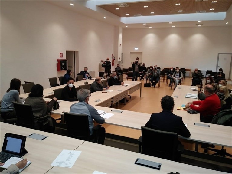 Incontro sindaci e Asl Incontro sindaci e Asl