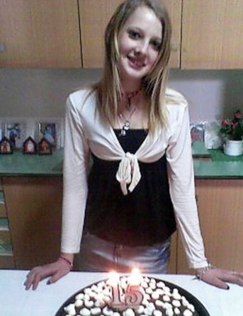 Sedici anni mancati per Sarah, niente parenti sulla sua tomba