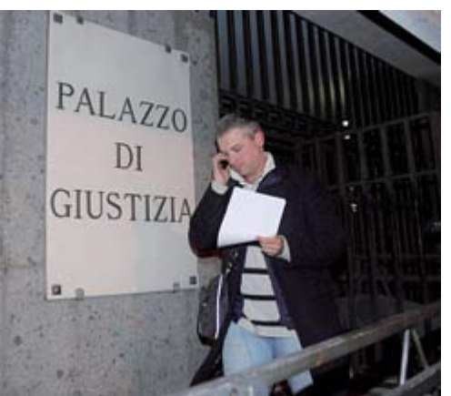 Processo Scazzi 1 - Gruppi Facebook e nuovi guai per il legale Russo