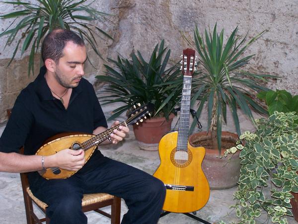 Roberto Basci�, in concerto con gli alunni