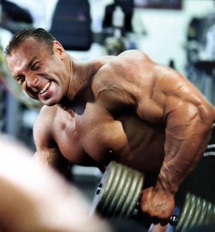 E' morto il body builder Daniele Seccarecci, il braccio pi� grosso del mondo