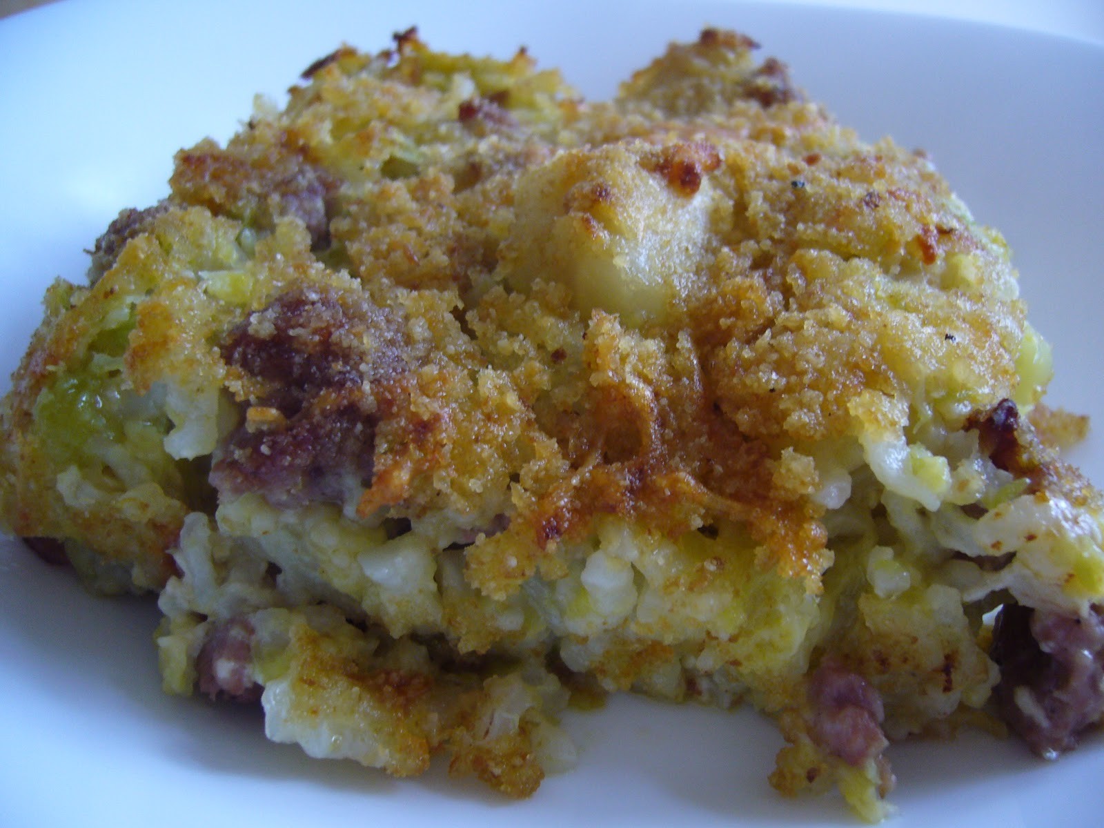 Riso al forno con verza e salsiccia