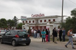 Sava, crolla solaio della cantina sociale morto 60enne, si scava tra le macerie