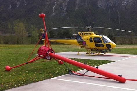 Elicottero geo radar alla ricerca di rifiuti radioattivi a Manduria - IL VIDEO