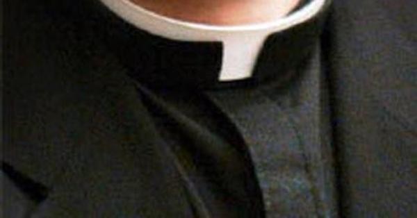Prete gay licenziato dall'ordine carmelitano