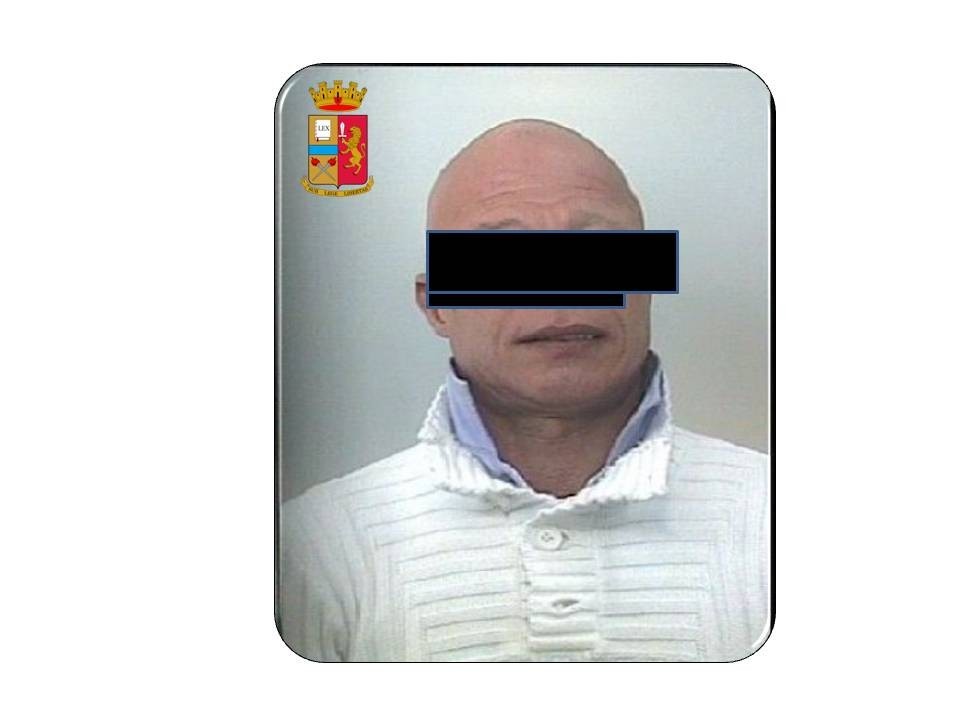Riciclo auto rubate, tra gli arrestati anche funzionario Aci