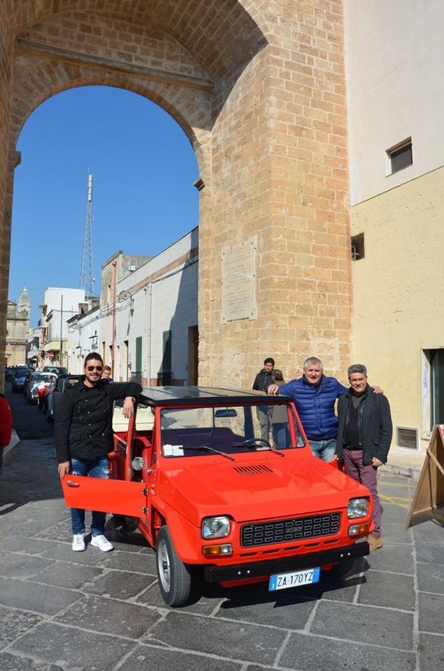 Auto e moto d'epoca invadono Manduria TUTTE LE IMMAGINI