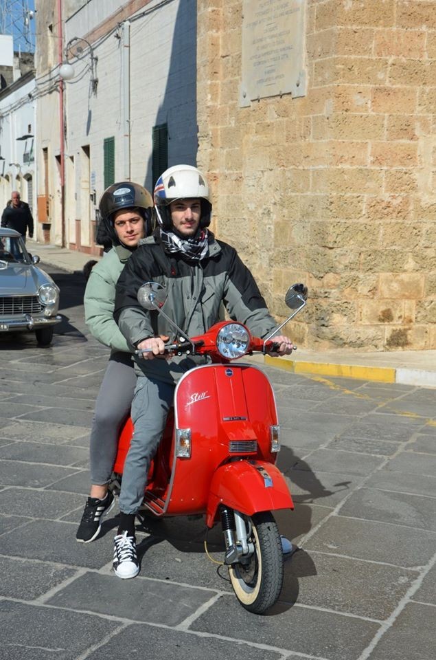Auto e moto d'epoca invadono Manduria TUTTE LE IMMAGINI