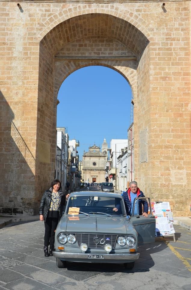 Auto e moto d'epoca invadono Manduria TUTTE LE IMMAGINI