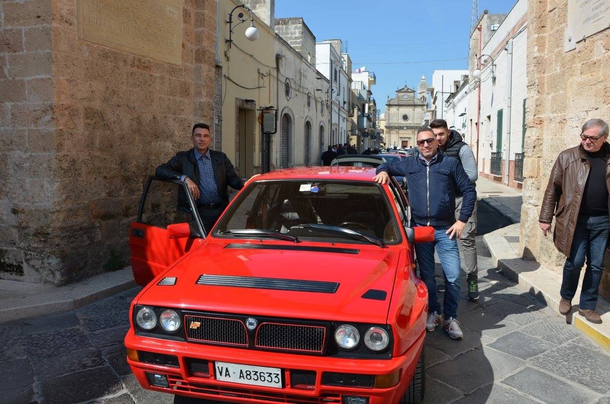Auto e moto d'epoca invadono Manduria TUTTE LE IMMAGINI