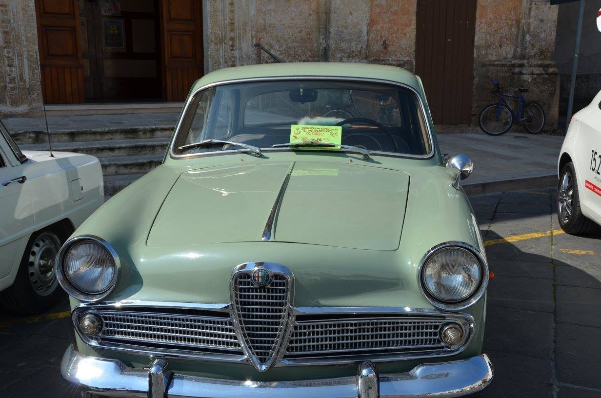 Auto e moto d'epoca invadono Manduria TUTTE LE IMMAGINI