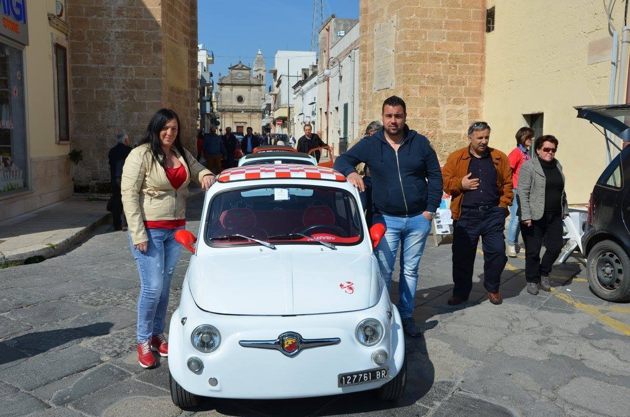 Auto e moto d'epoca invadono Manduria TUTTE LE IMMAGINI
