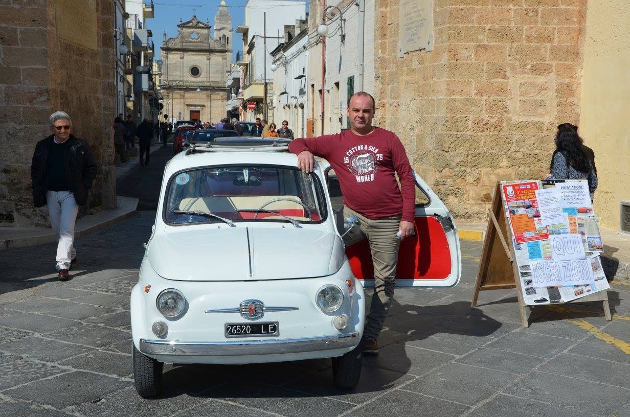 Auto e moto d'epoca invadono Manduria TUTTE LE IMMAGINI