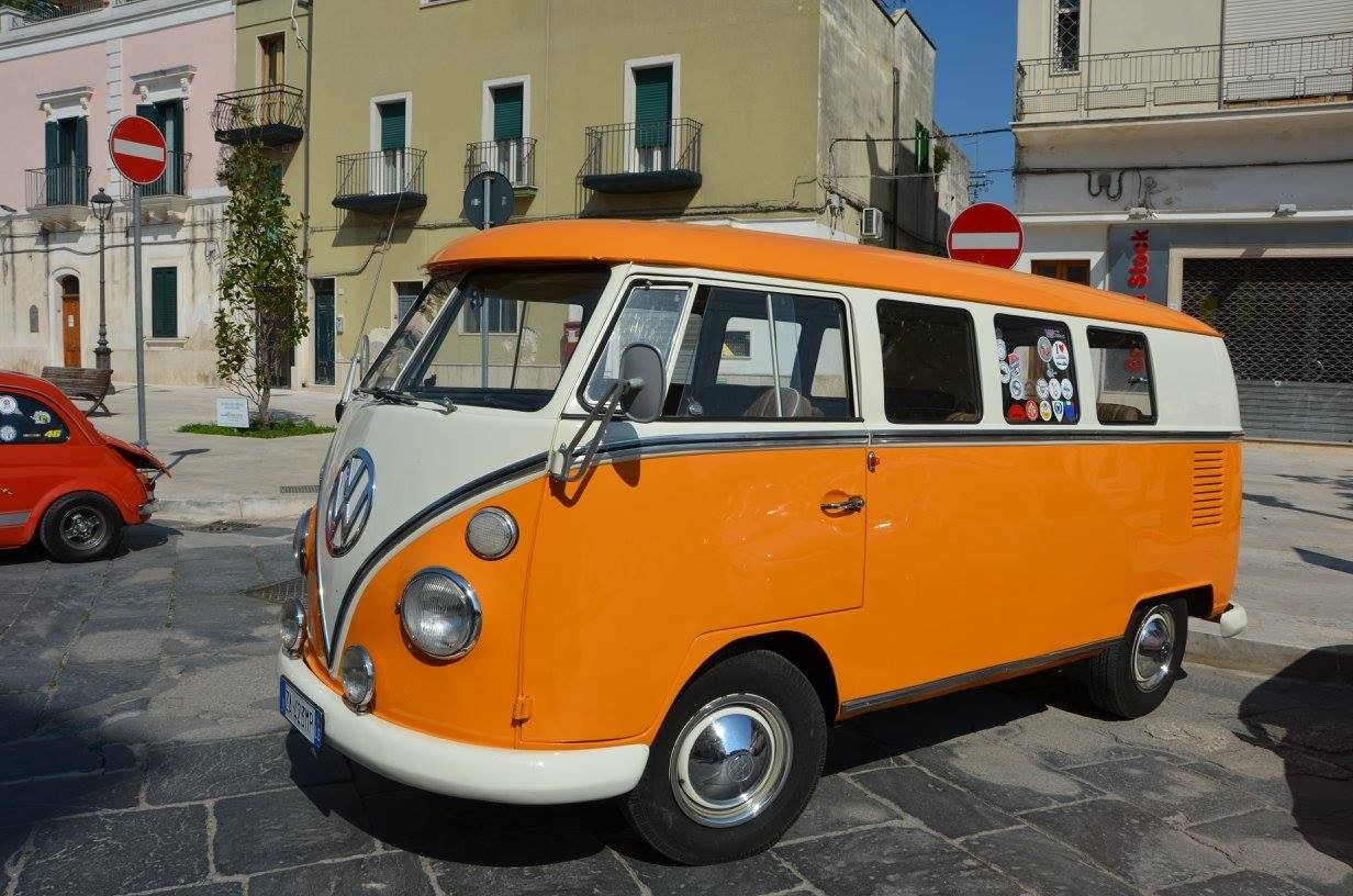 Auto e moto d'epoca invadono Manduria TUTTE LE IMMAGINI