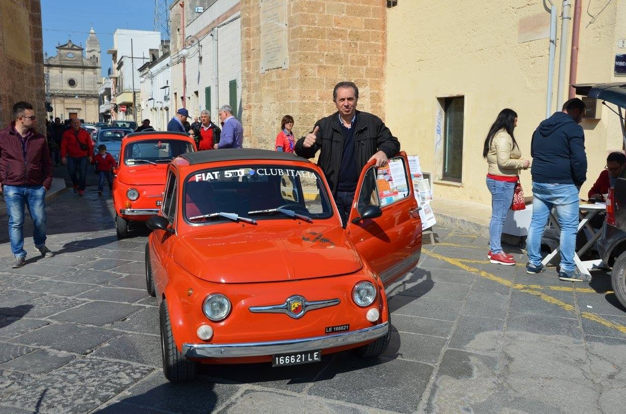 Auto e moto d'epoca invadono Manduria TUTTE LE IMMAGINI