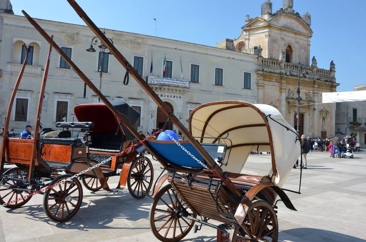Auto e moto d'epoca invadono Manduria TUTTE LE IMMAGINI