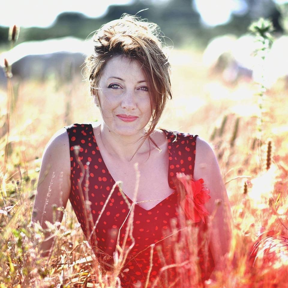 Mara Spinelli in teatro con�Voci�nella Notte�