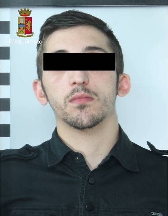 La mafia a Taranto:�ascolta l'audio del rito di affiliazione -�NOMI e FOTO degli arrestati
