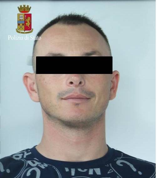 La mafia a Taranto:�ascolta l'audio del rito di affiliazione -�NOMI e FOTO degli arrestati
