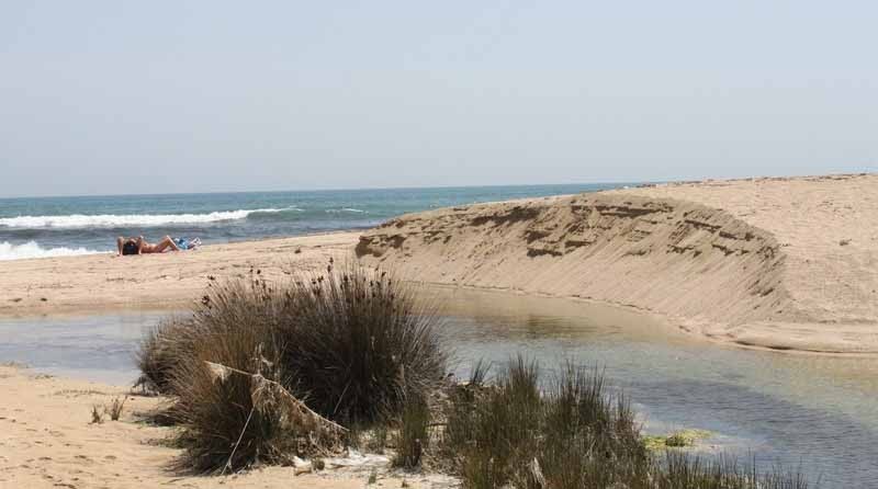 �Il fiume Borraco � un pericolo igienico�.�Ma il bagno si pu� fare